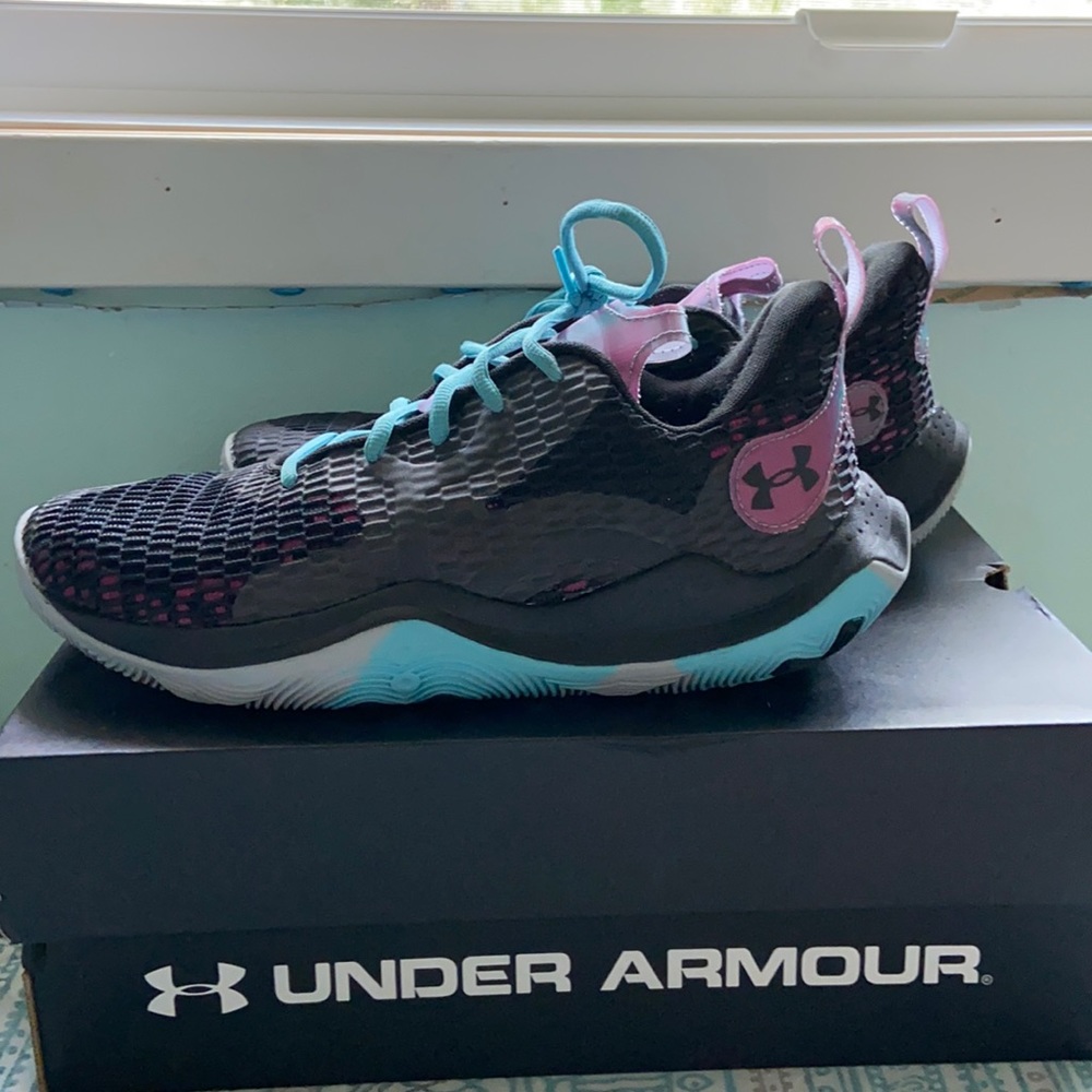 Unisex UA Spawn 3 Colorshift Basketball SHoes